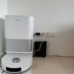Penthouse Mit Loftcharakter - Parkplatz, Fahrstuhl & Balkon 아파트 킬