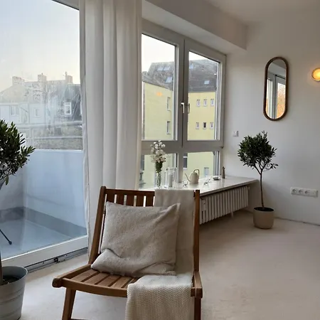 Apartment Penthouse Mit Loftcharakter - Parkplatz, Fahrstuhl & Balkon Kiel